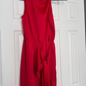 Sleeveless dress with bow